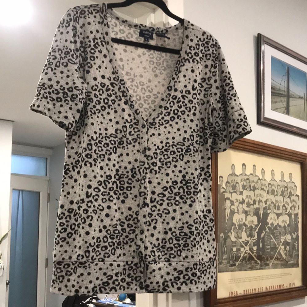 Short sleeved leopard button up